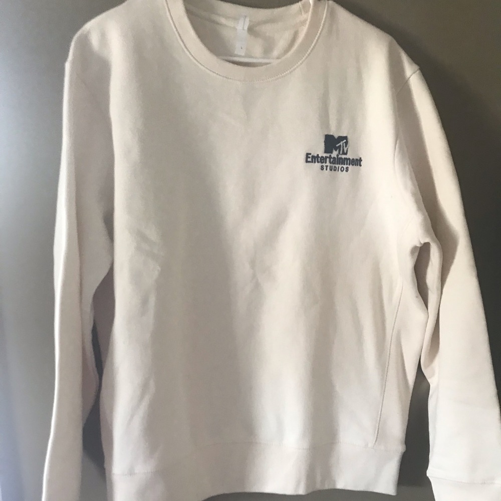 MTV Cream crew sweatshirt new